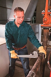 Использование алюминиевого прямого трубного ключа 12" Ridgid Aluminum Heavy Duty 812