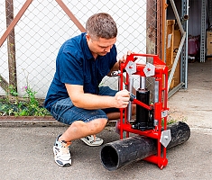 Использование передавливателя гидравлического для полиэтиленовых труб Brexit BrexPress G200, 12 т Использование передавливателя гидравлического для полиэтиленовых труб Brexit BrexPress G200, 12 т