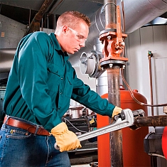Применение алюминиевых прямых трубных ключей 12" Ridgid Aluminum Heavy Duty 812